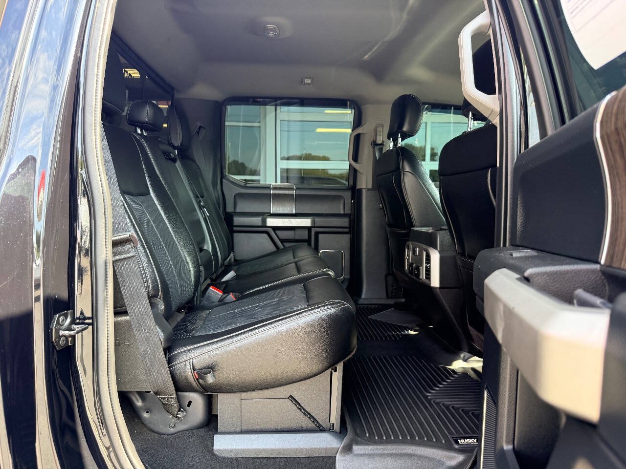 Used 2020 Ford F250 Lariat w/ Lariat Value Package AWD/4WD image 37