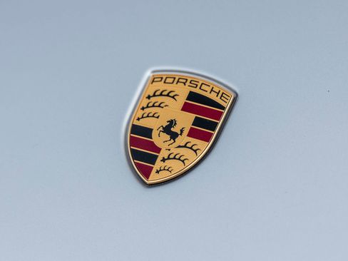 Certified 2026 Porsche Macan AWD/4WD image 17