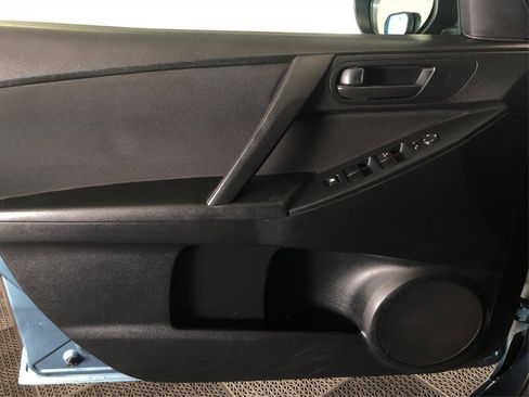 Used 2010 MAZDA MAZDA3 i Sport image 16