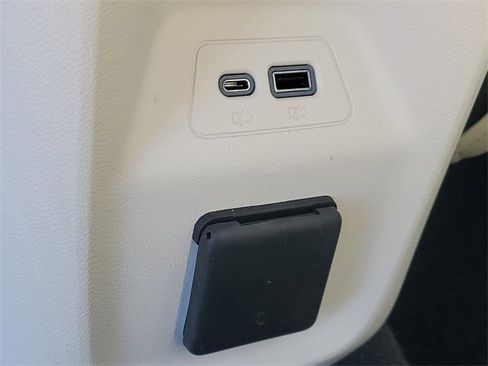 Certified 2023 Buick Envision Avenir image 12