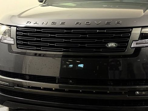 Used 2025 Land Rover Range Rover Autobiography AWD/4WD image 10
