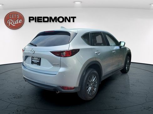 Used 2020 MAZDA CX-5 Touring FWD image 5