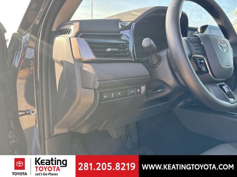 Used 2026 Toyota Camry LE FWD image 13