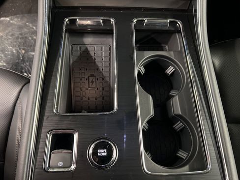 New 2026 Lincoln Aviator AWD image 15