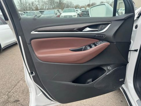 Used 2021 Buick Enclave Avenir w/ Avenir Technology Package image 11