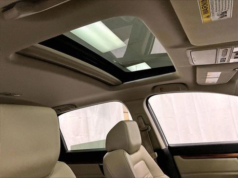 Used 2017 Honda CR-V Touring image 22