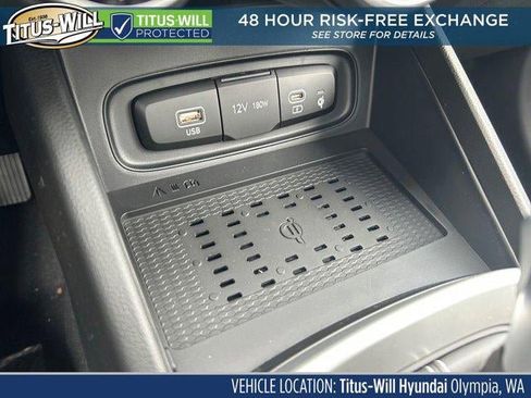 New 2026 Hyundai Venue SEL FWD image 35