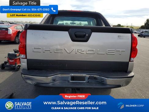 Used 2004 Chevrolet Avalanche 2WD image 8
