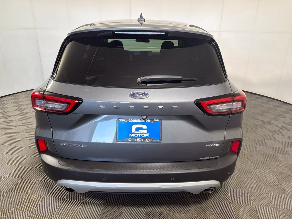 Used 2024 Ford Escape Active w/ Tech Pack #2 AWD/4WD image 6