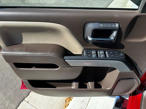 Used 2018 Chevrolet Silverado 1500 LTZ Z71 image 9