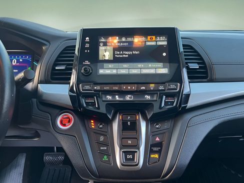 Used 2023 Honda Odyssey EX-L image 12