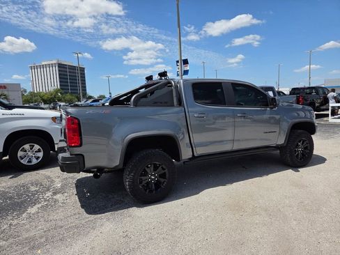 Used 2022 Chevrolet Colorado ZR2 w/ ZR2 Dusk Special Edition AWD/4WD image 12