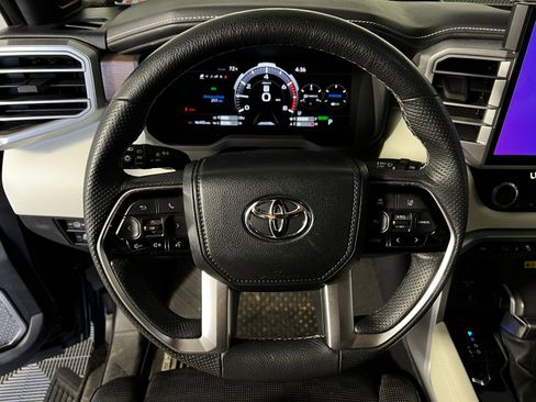 Used 2023 Toyota Sequoia Capstone image 9