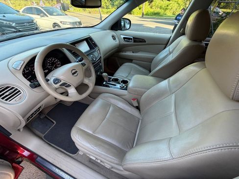 Used 2014 Nissan Pathfinder SL w/ Trailer Tow Package AWD/4WD image 22
