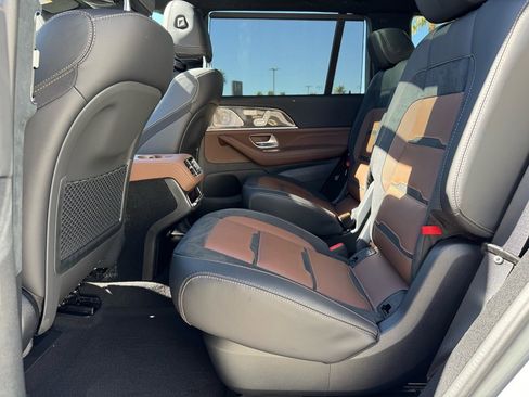 New 2026 Mercedes-Benz GLS 63 AMG 4MATIC image 15