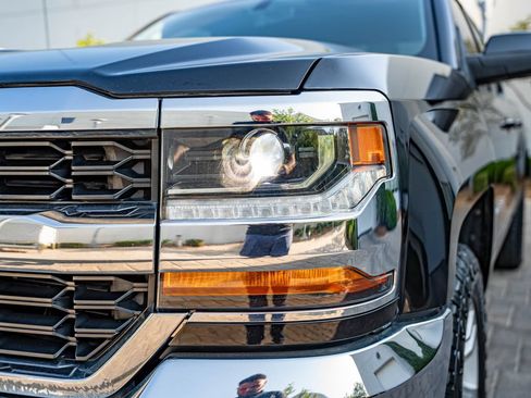 Used 2017 Chevrolet Silverado 1500 LT w/ All Star Edition AWD/4WD image 13