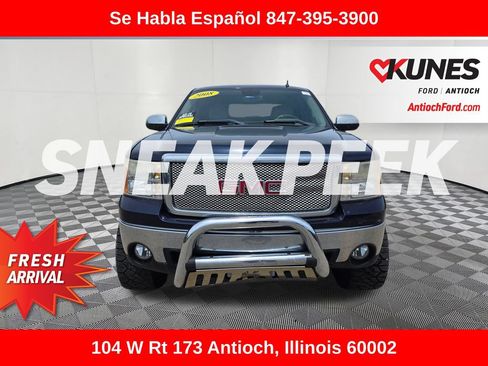 Used 2008 GMC Sierra 1500 SLE w/ Z71 Off-Road Package AWD/4WD image 2