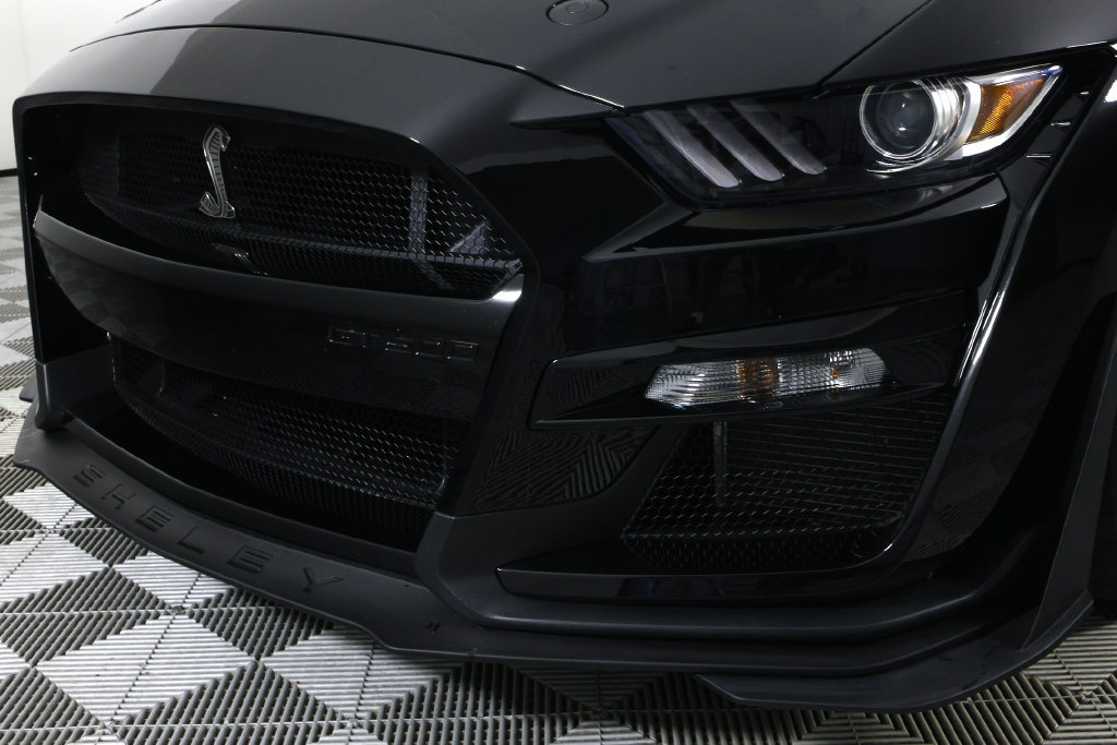 Used 2022 Ford Mustang Shelby GT500 w/ Carbon Fiber Track Pack RWD image 43