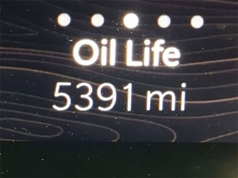 Used 2024 Jeep Grand Cherokee L Limited w/ Black Appearance Package image 35