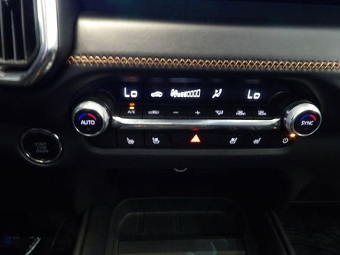 Used 2025 MAZDA CX-50 AWD 2.5 S w/ Premium Plus Pkg image 34