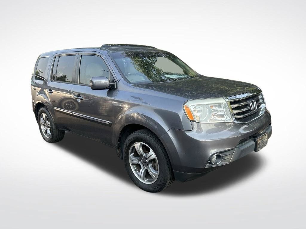 Used 2015 Honda Pilot SE image 2