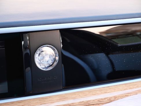 Used 2022 Rolls-Royce Ghost w/ Ghost Package image 14