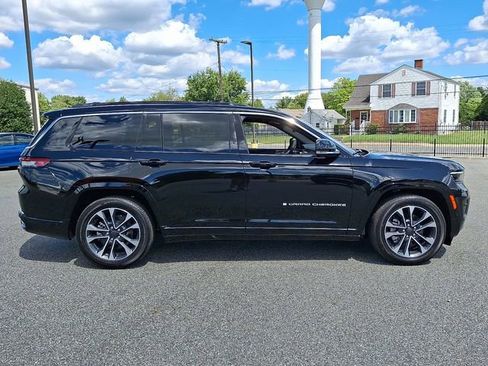 New 2025 Jeep Grand Cherokee L Overland w/ Luxury Tech Group IV AWD/4WD image 5