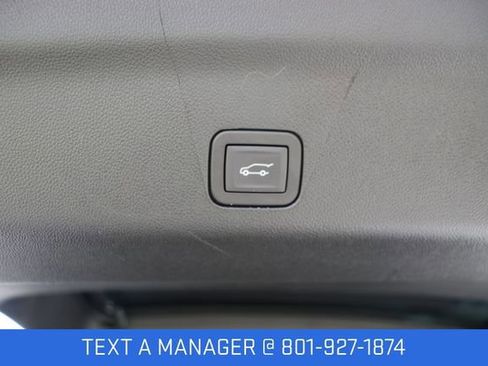 New 2026 GMC Yukon AT4 Ultimate AWD/4WD image 17