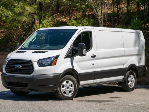 Used 2019 Ford Transit 250 130 Low Roof RWD image 1