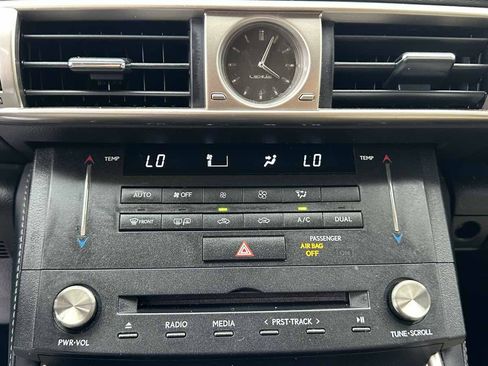 Used 2016 Lexus IS 300 AWD image 19