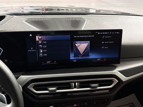 Used 2023 BMW 330i xDrive Sedan w/ Premium Package image 18