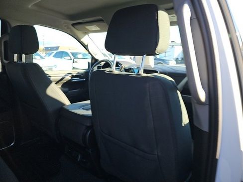 Used 2023 GMC Sierra 1500 Elevation image 12