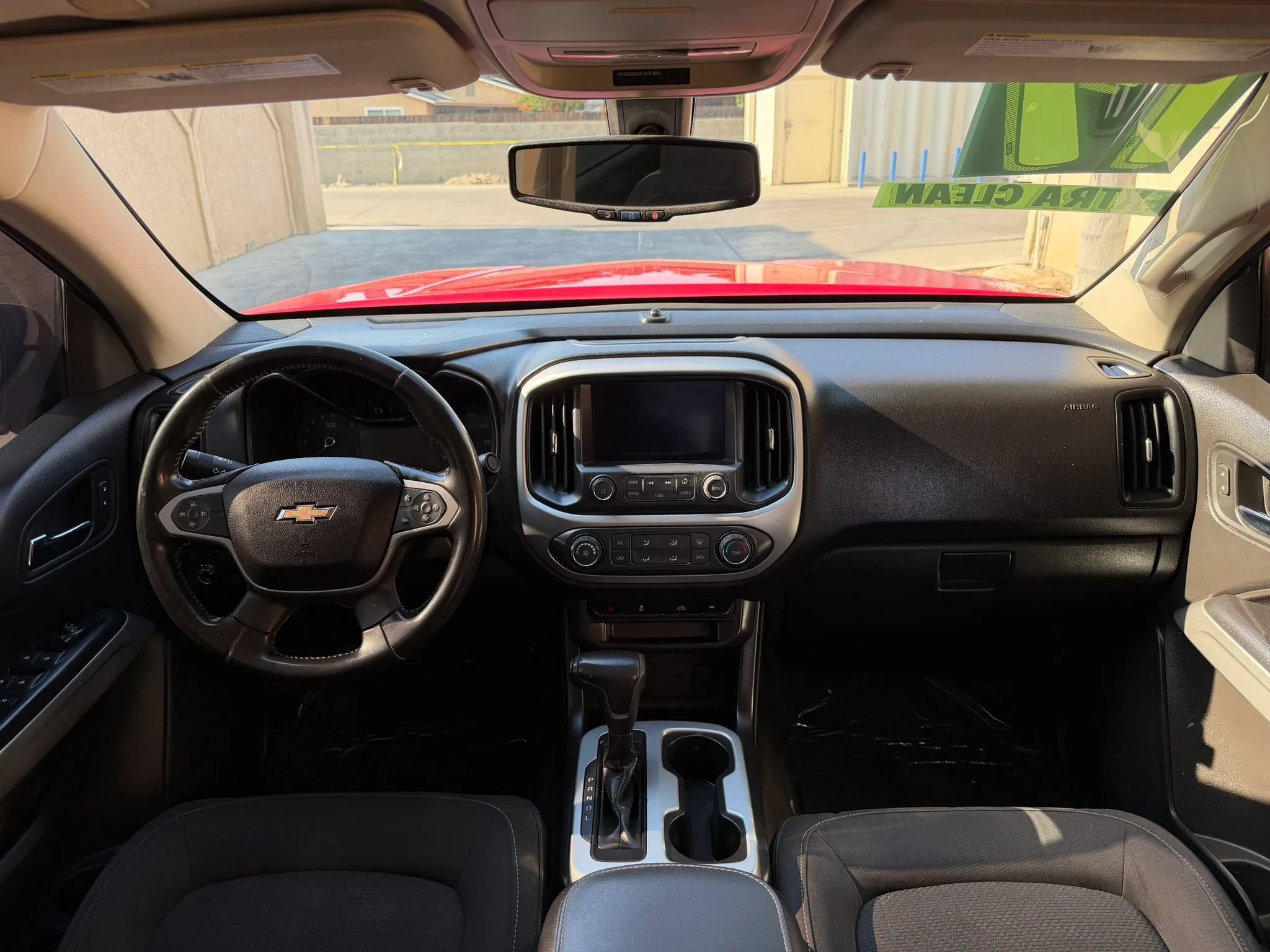 Used 2017 Chevrolet Colorado LT RWD image 6