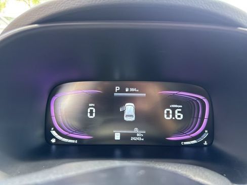 Used 2025 Kia Soul LX w/ LX Technology Package FWD image 27