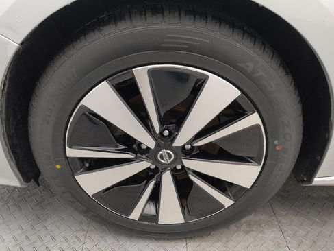 Used 2021 Nissan Altima 2.5 SV FWD image 31