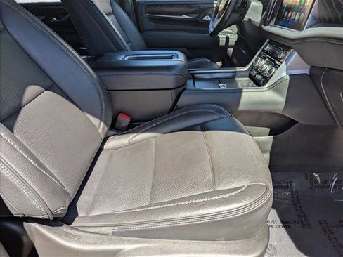 Used 2023 GMC Yukon XL Denali AWD/4WD image 22