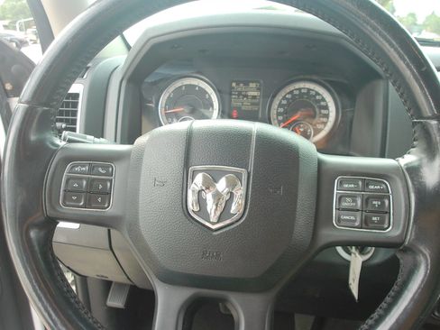 Used 2016 RAM 1500 Big Horn AWD/4WD image 15