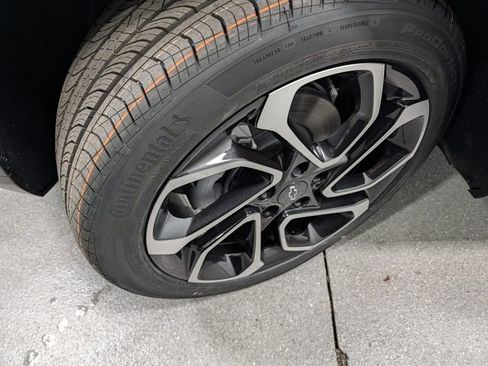 New 2026 Chevrolet Trax RS w/ Driver Confidence Package image 9