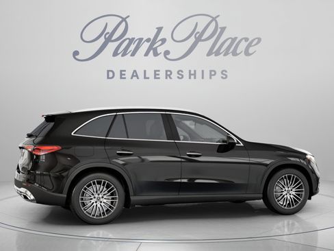 Used 2026 Mercedes-Benz GLC 300 image 24
