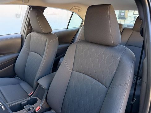 Used 2025 Toyota Corolla LE image 16