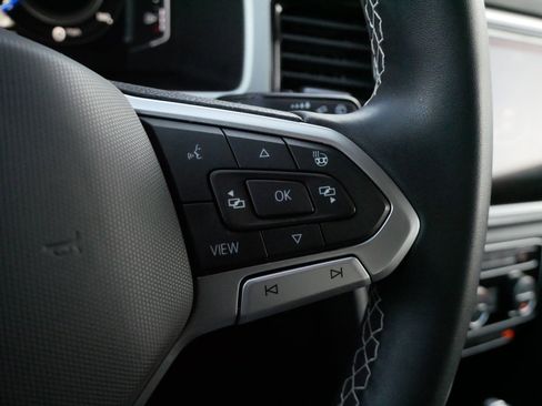 Certified 2022 Volkswagen Atlas SEL image 25