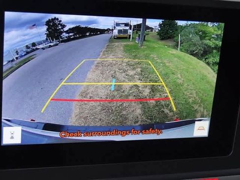 New 2025 Toyota Tacoma TRD Off-Road image 18