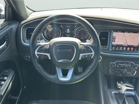 Used 2016 Dodge Charger R/T Scat Pack w/ Technology Group RWD image 25