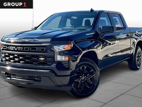 Used 2026 Chevrolet Silverado 1500 Custom image 1