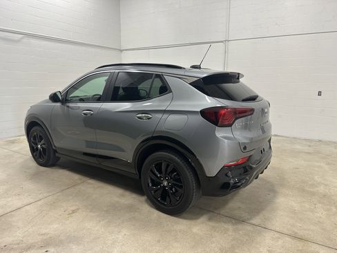 Used 2025 Buick Encore GX Sport Touring w/ Advanced Technology Package image 8