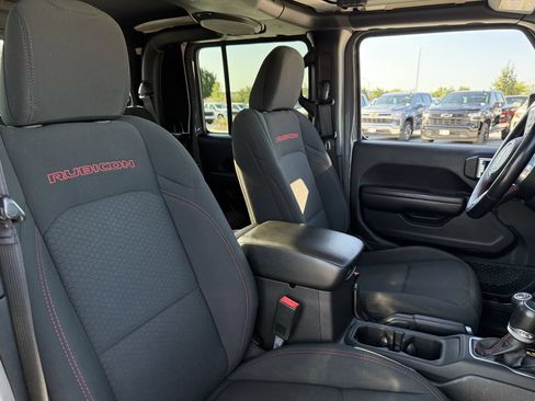 Used 2021 Jeep Gladiator Rubicon AWD/4WD image 19