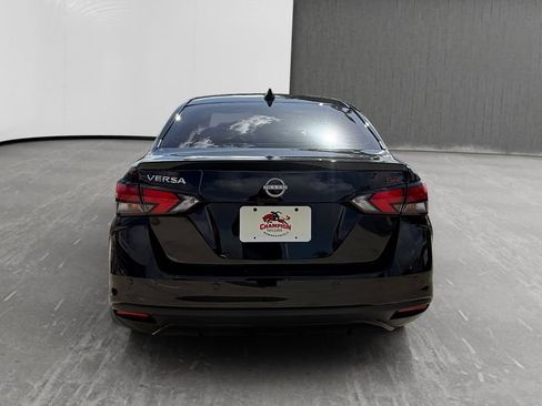 Used 2025 Nissan Versa SR w/ Trunk Package FWD image 4