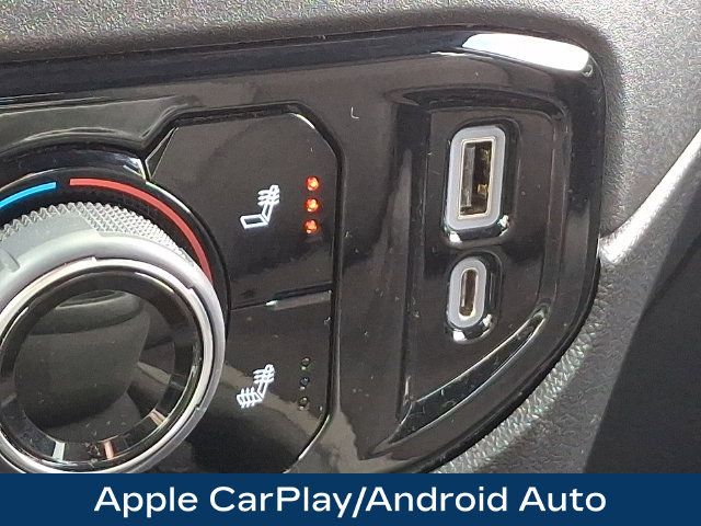 Used 2022 Chevrolet Silverado 1500 LT AWD/4WD image 16