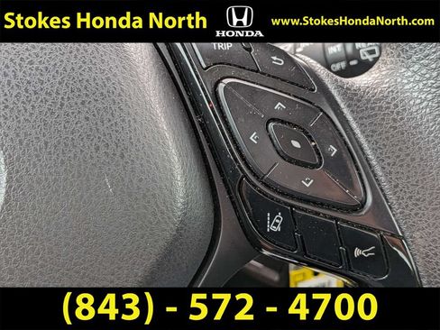 Used 2021 Toyota C-HR LE FWD image 28
