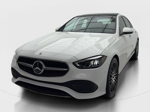 Used 2024 Mercedes-Benz C 300 Sedan image 4